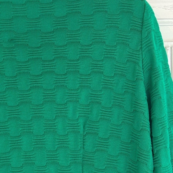 EXCLUSIVELY MISOOK Women’s Kelly Green Knit Cardigan Sweater Jacket, 0X - Picture 12 of 15